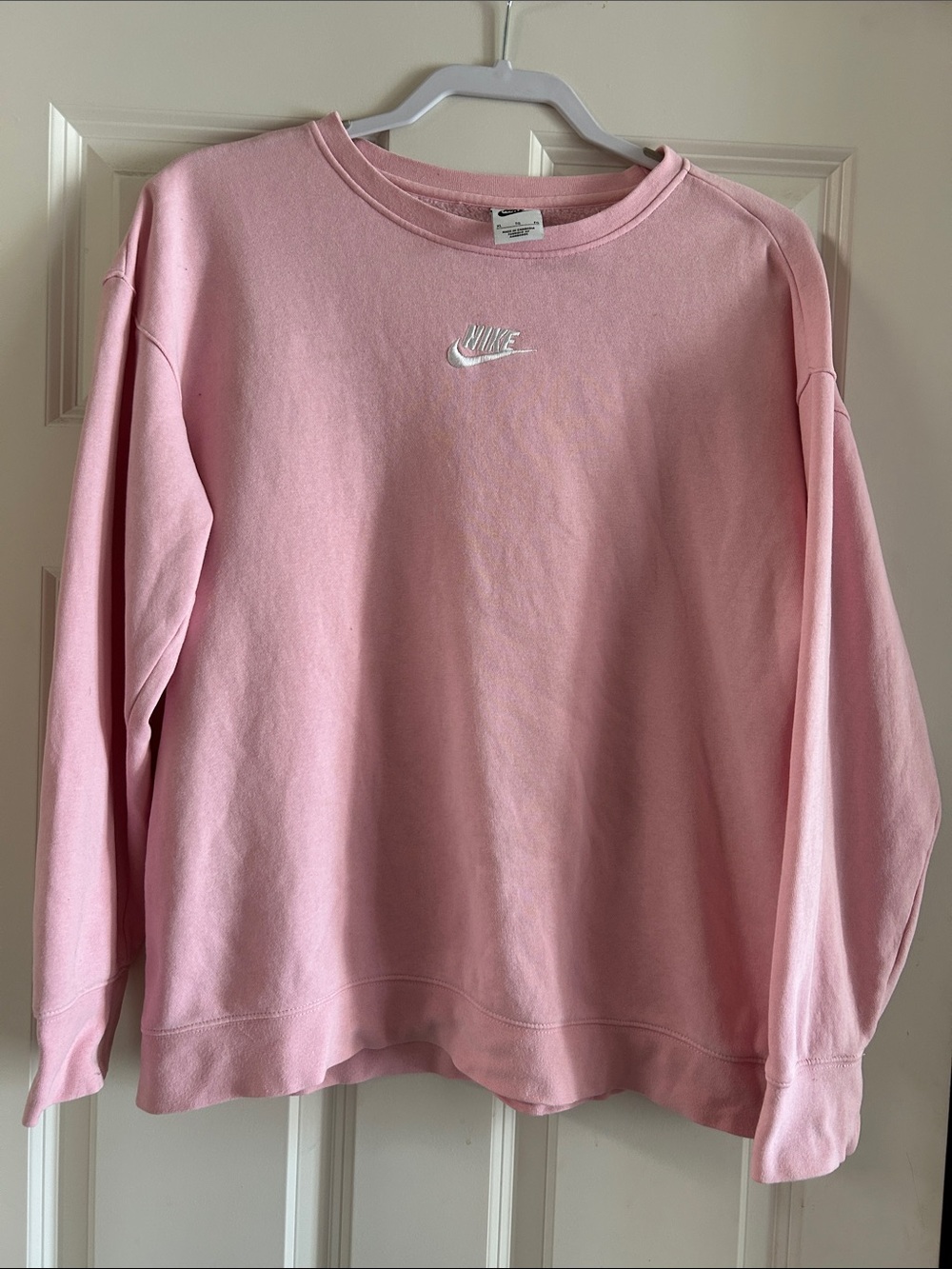 Nike Pink Crewneck Sweatshirt with Embroidered Swoosh XL